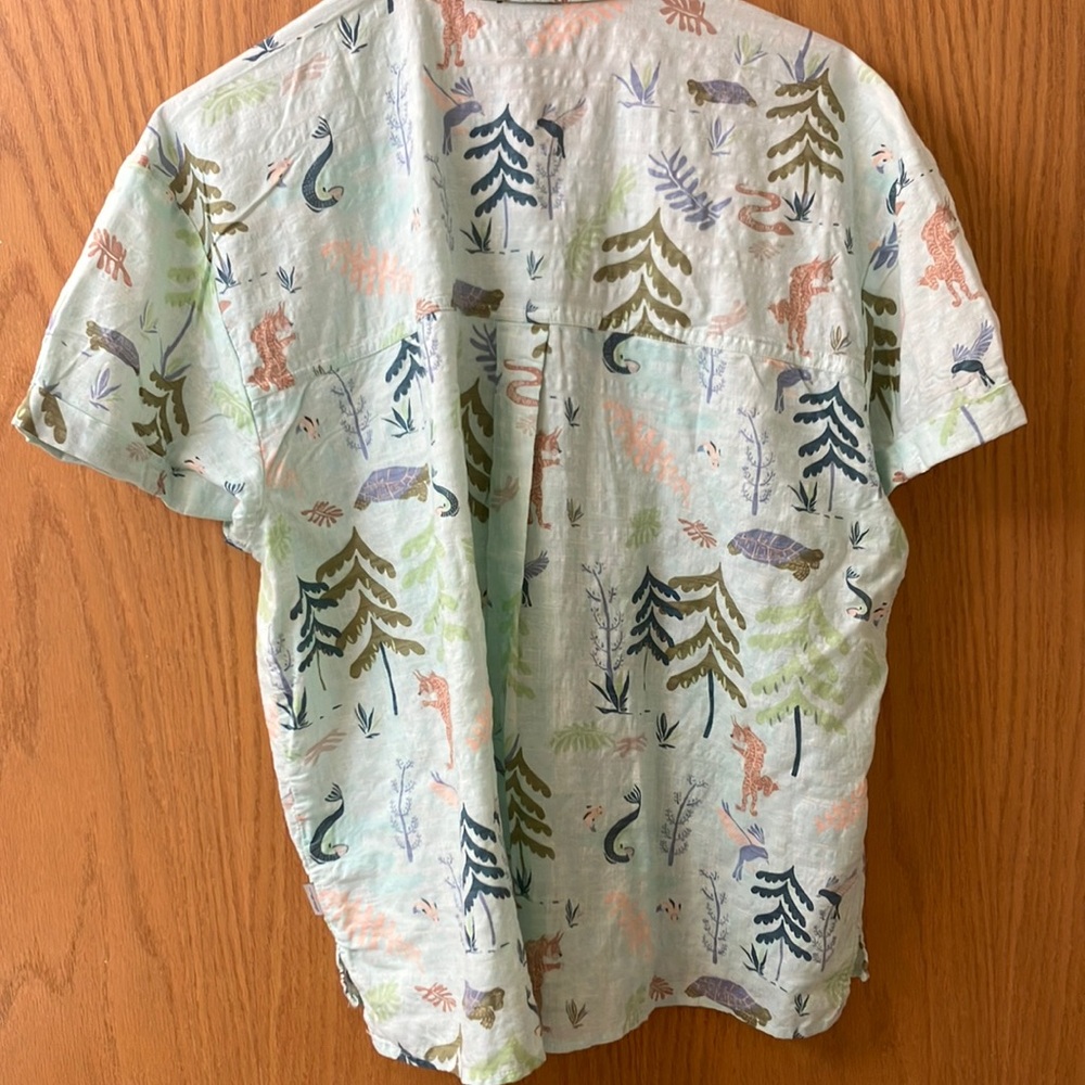 NWOT Eddie Bauer Women’s  medium Patterned Shirt - - Picture 3 of 4